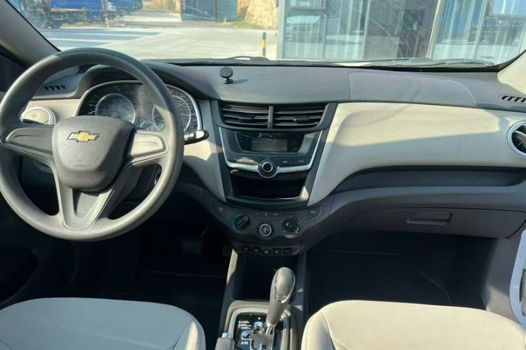 Used Chevrolet Sail 2015 Sail 3 1.3L AMT Ideal Edition
