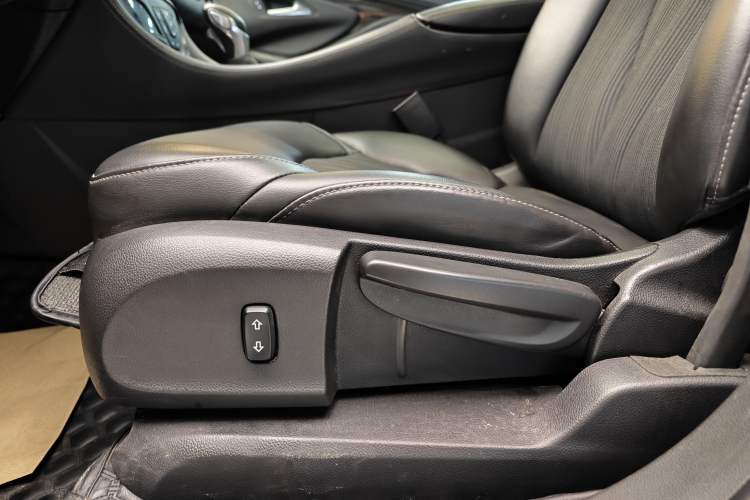 Used Buick Envision 2021 532T Two-Wheel-Drive Leading Version
