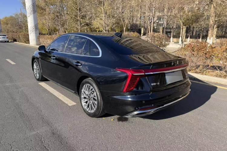 Used Hongqi H5 2023 2.0T Automatic Smart Connect Flagship Edition
