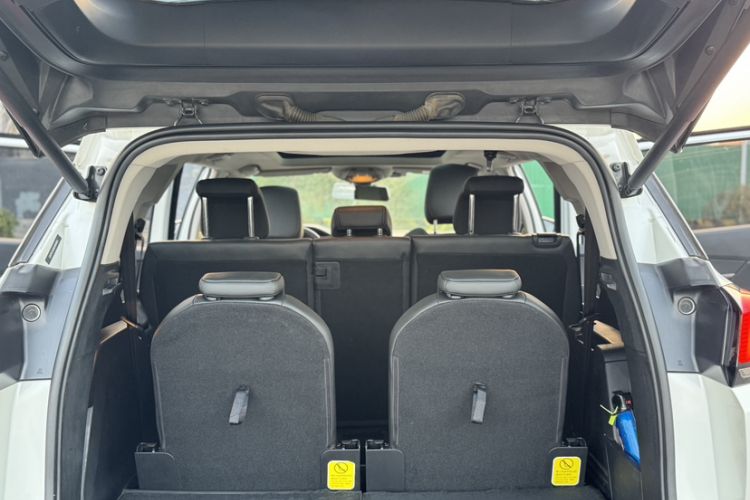 Used Peugeot 5008 2019 380THP 7-Seater Elite Edition
