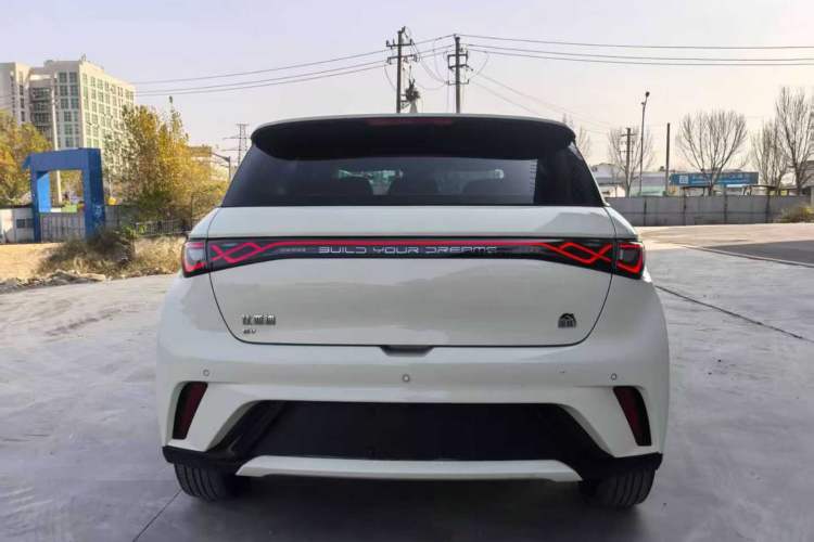 Used BYD Dolphin 2021 405 km Fashion Edition
