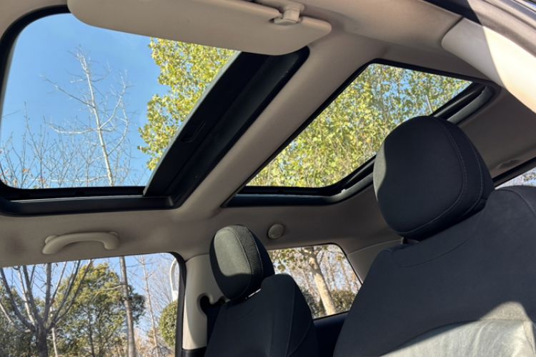 Used  MINI 2016 1.5T COOPER
