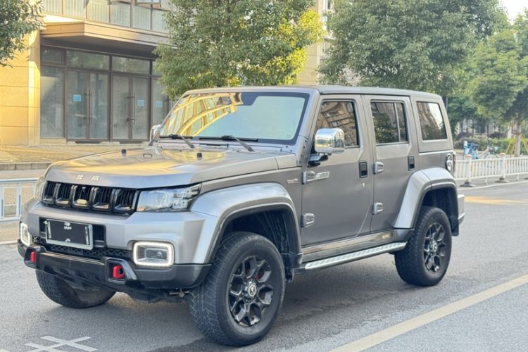 Used BAIC Off-Road BJ40 2021 2.0T Automatic Four-Wheel Drive Ring the Tower Champion Edition