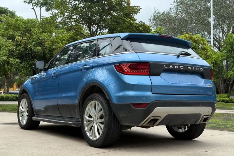 Used Land X7 2015 2.0T Panoramic Prestige Edition
