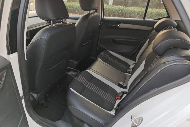 Used Skoda Fabia 2015 1.6L Automatic Sport Edition