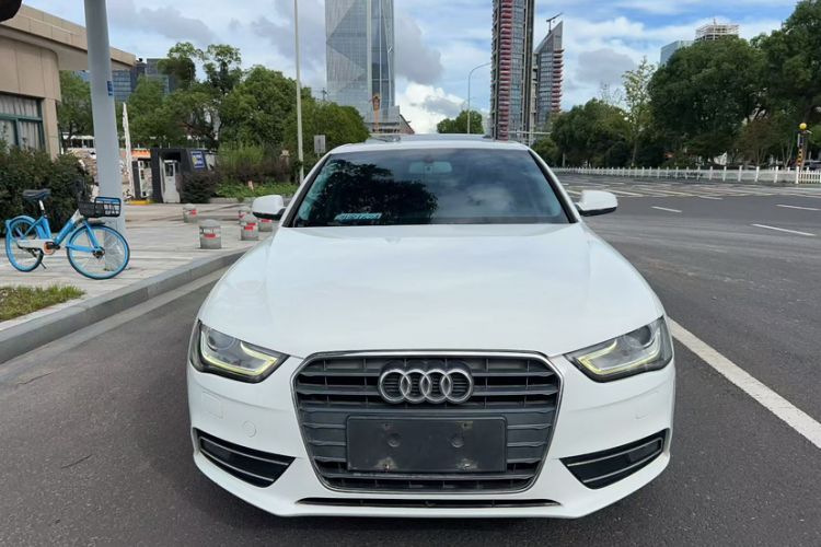 Used Audi A4L 2013 35 TFSI Automatic Standard Model
