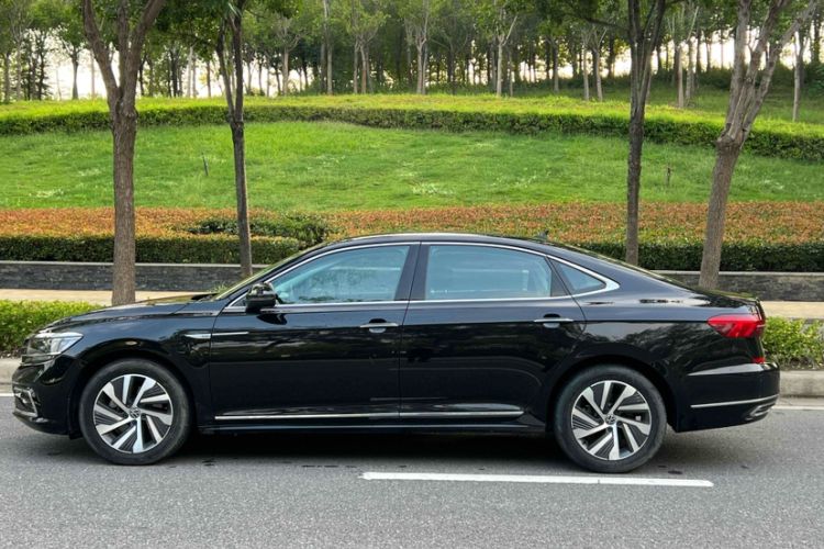 Used Volkswagen Passat New Energy 2020 430 PHEV Hybrid Luxury Edition China VI Standard

