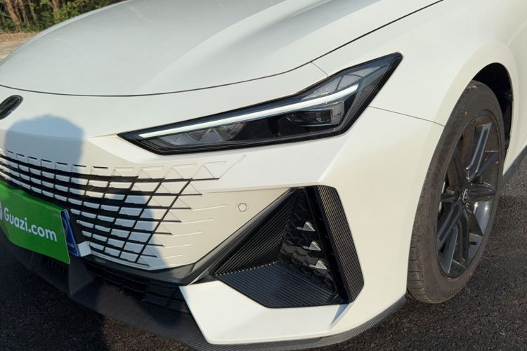 Used Changan UNI-V 2023 1.5T Prestige Model
