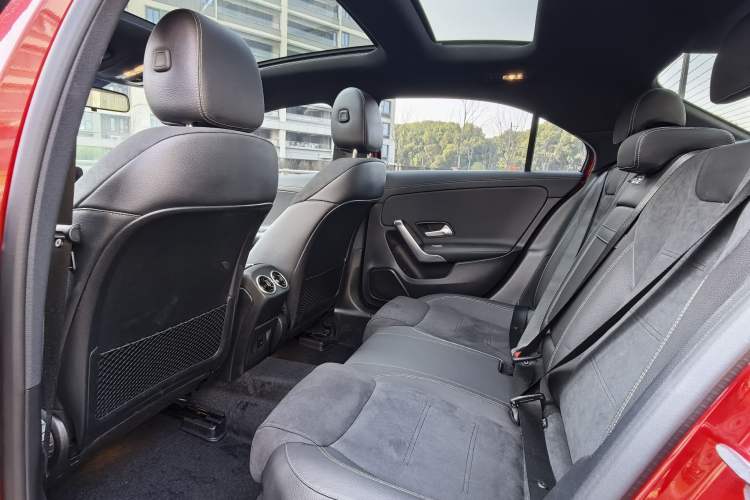 Used Mercedes-Benz A-Class 2022 Second Facelift A 200 L Sport Sedan Fashion Version
