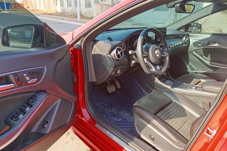 Used Mercedes-Benz CLA 2018 CLA 220 4MATIC