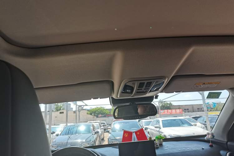 Used Wey VV5 2017 2.0T Ultra-Luxury Version
