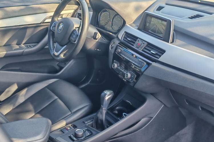 Used BMW X1 2018 sDrive20Li Leading Model