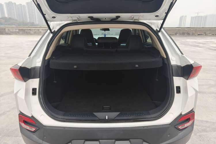 Used Bestune T77 2019 230 TID Automatic Luxury Version China VI Emission Standard
