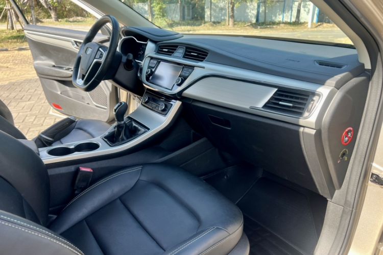 Used Geely Auto Emgrand GL 2017 1.8L Manual Elite Model
