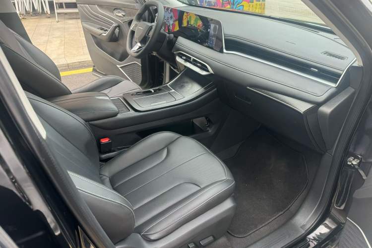 Used Venucia V DD-i 2023 60km iD Version
