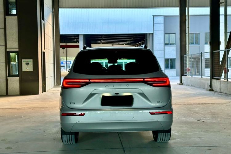 Used Hima AITO M7 2024 1.5T Intelligent Driving 4WD Max Edition 5 Seats
