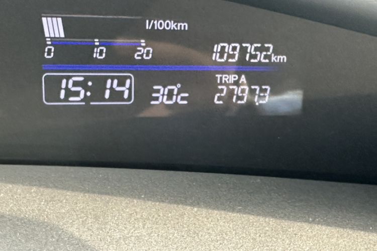 Used Honda Jade 2017 1.8L automatic Comfort version 5 seats
