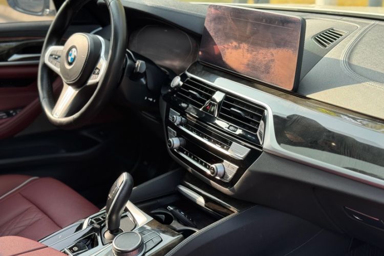 Used BMW 5 Series 2022 Restyled 530Li Leading Edition M Sport Package
