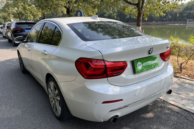 Used BMW 1 Series 2017 120i Design Package Model