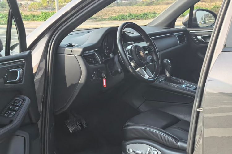 Used Porsche Macan 2014 Macan 2.0T
