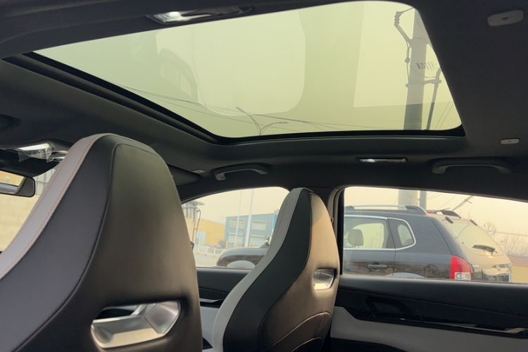 Used Changan UNI-V iDD 2024 Blue Whale Smart Electric iDD 136km Luxury Model