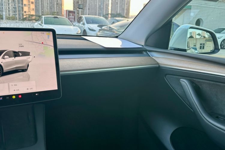 Used Tesla Model Y 2022 Performance High-Performance All-Wheel-Drive Version
