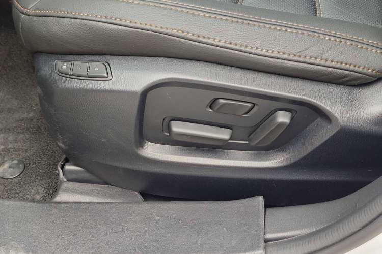 Used Mazda CX-5 2022 2.5L Automatic 4x4 Prestige Edition
