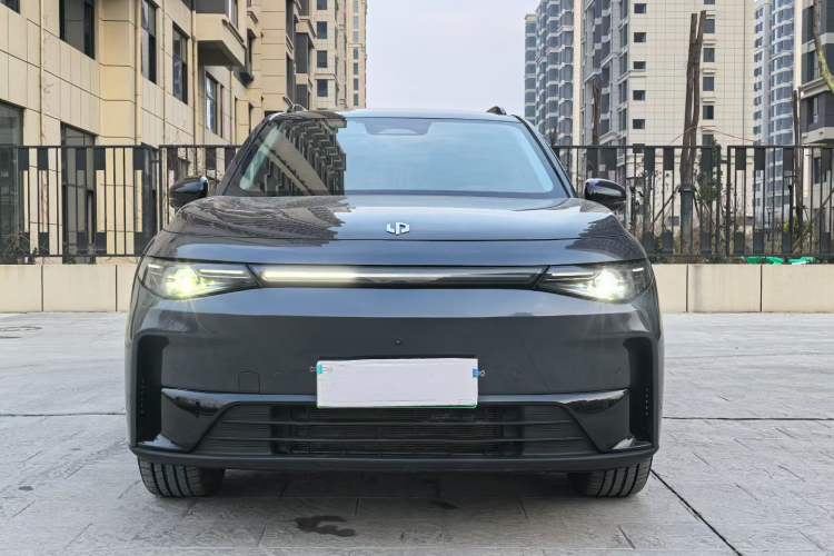 Used Leapmotor C16 2024 Range-Extended 200 Luxury Edition