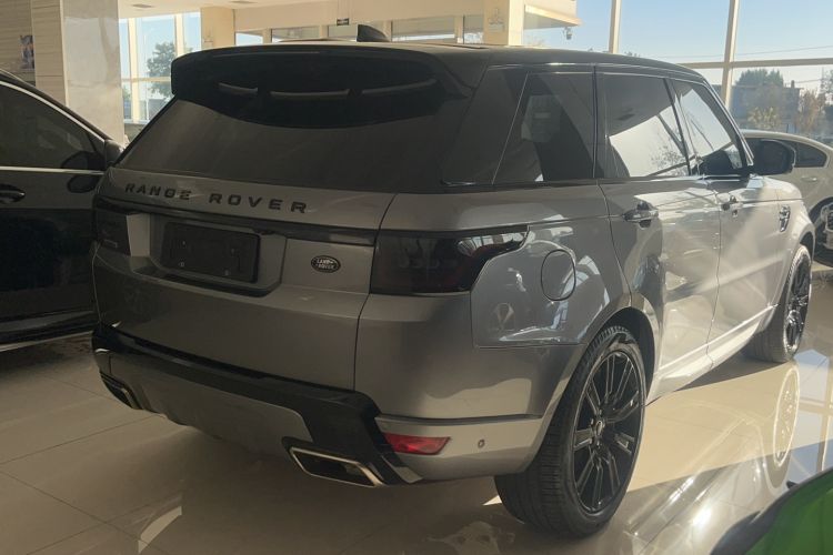 Used Land Rover Range Rover Sport 2022 3.0 L6 YAO Black Edition
