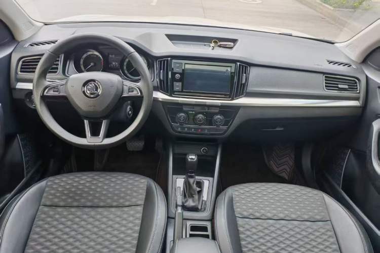 Used Skoda Kamiq 2018 1.5L Automatic Comfort Edition China VI Standard
