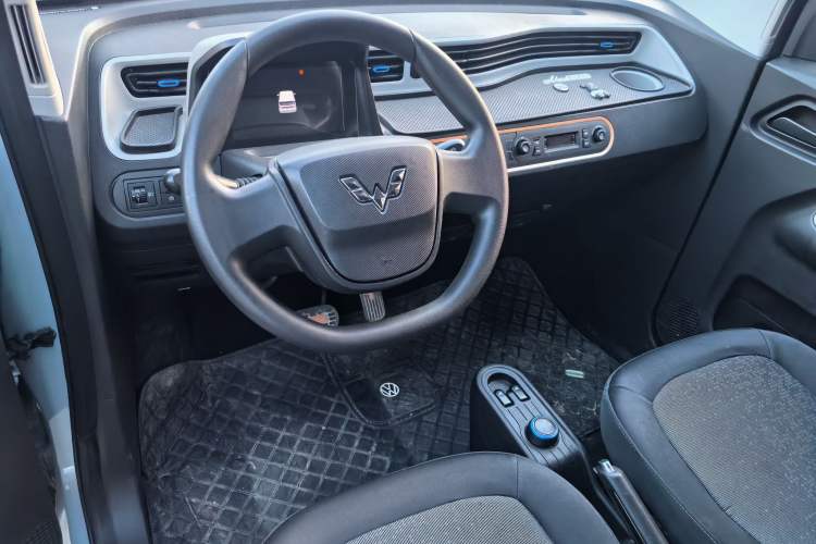 Used Wuling Hongguang MINIEV 2020 Zizai Version Lithium-NMC
