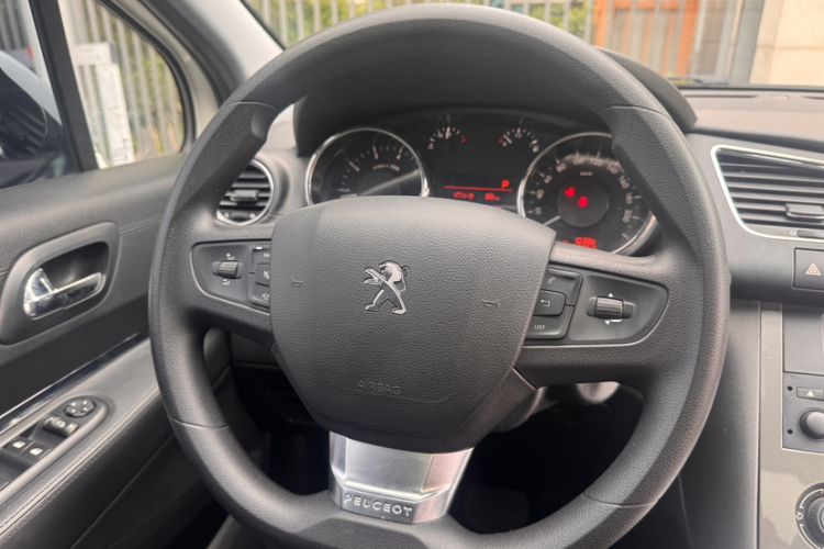 Used Peugeot 3008 2016 1.6THP Automatic Classic Edition
