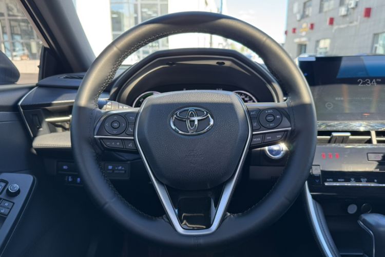 Used Toyota Avalon 2022 Dual-Engine 2.5L Luxury Edition
