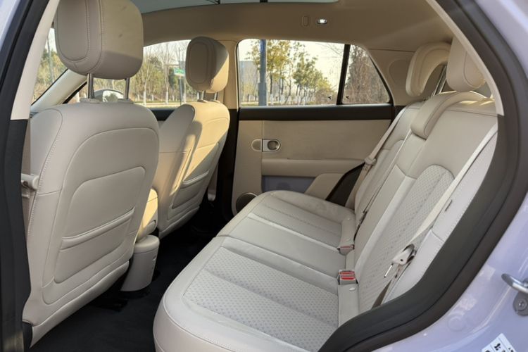 Used  firefly 2025 Illuminated Edition