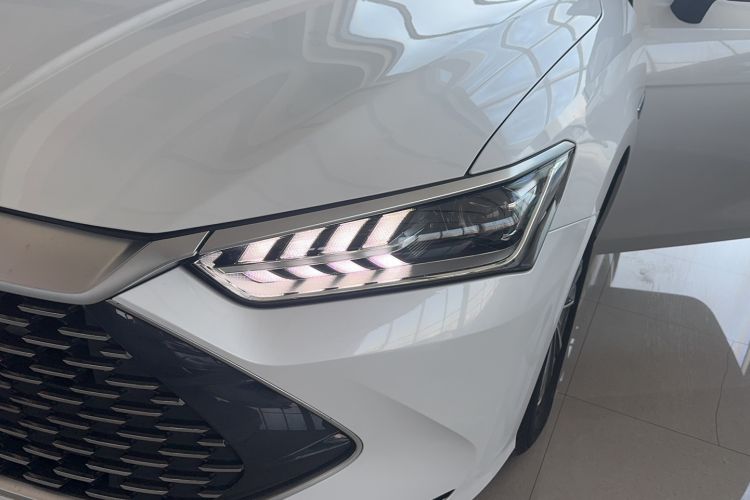 Used BYD Qin PLUS 2024 HONOR Edition DM-i 55KM Leading Model
