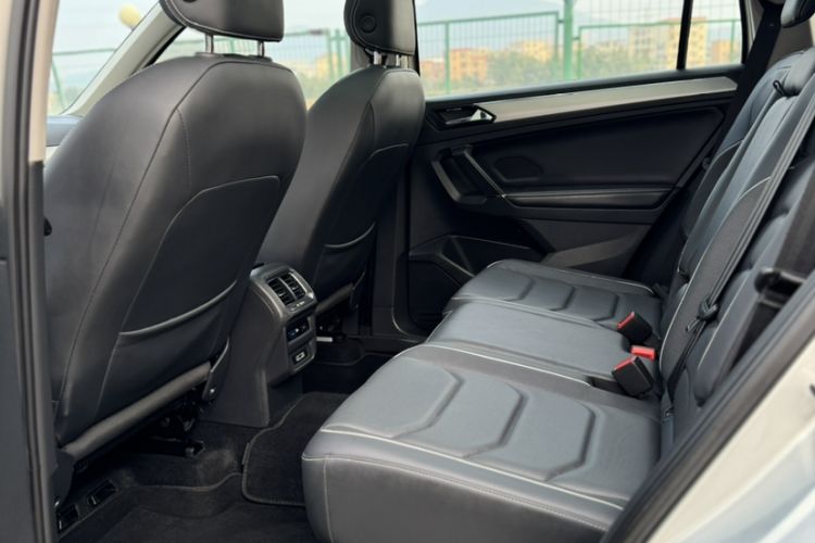 Used Volkswagen Tiguan L 2017 330TSI Automatic Two-Wheel Drive Flagship Edition
