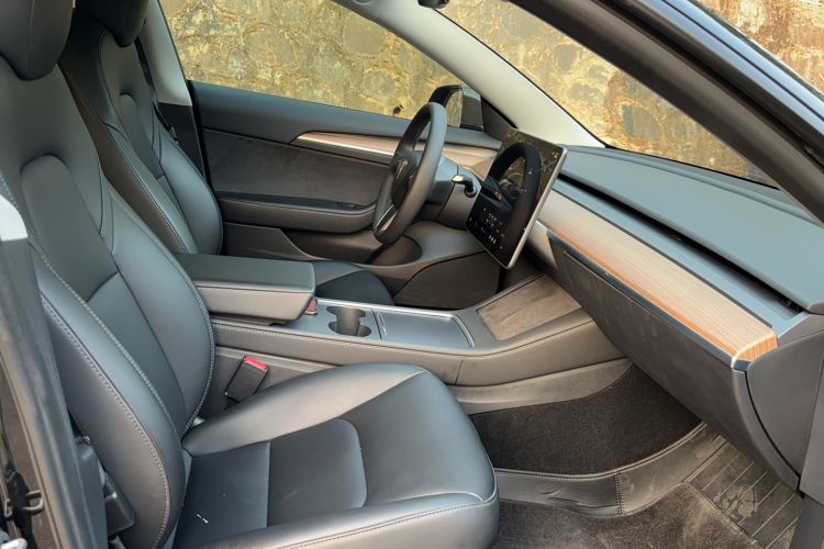 Used Tesla Model 3 2022 Rear-Wheel-Drive Version
