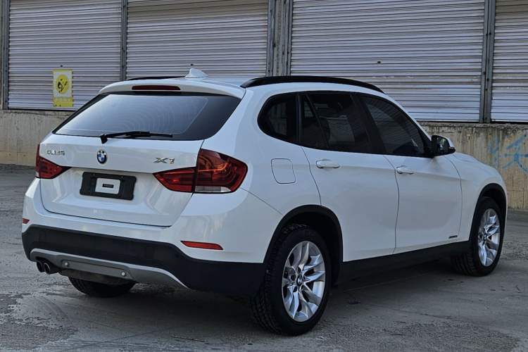 Used BMW X1 2014 sDrive18i Leading Model
