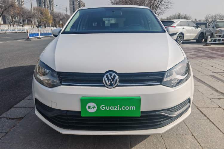 Used Volkswagen Polo 2014 1.4L Manual Fashion Edition
