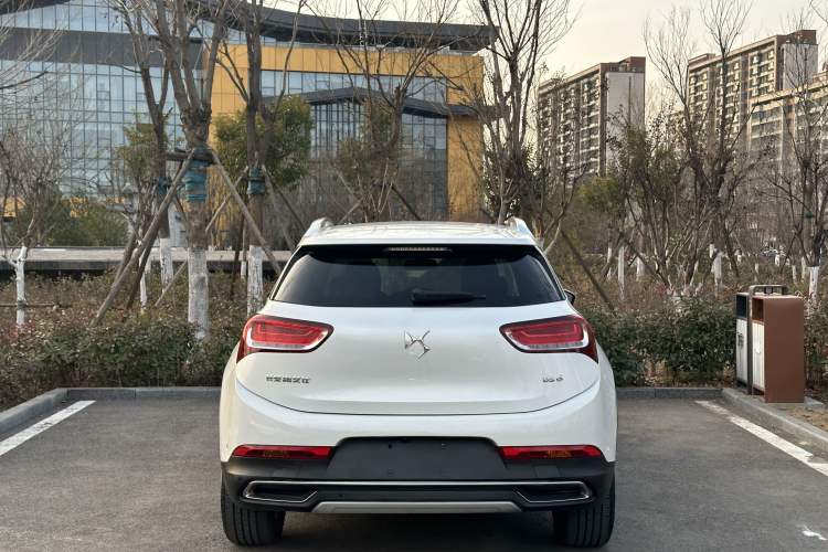 Used  6 2016 1.6T Luxury Edition THP160
