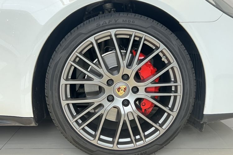 Used Porsche Panamera 2023 Facelifted Panamera 2.9T Platinum Edition