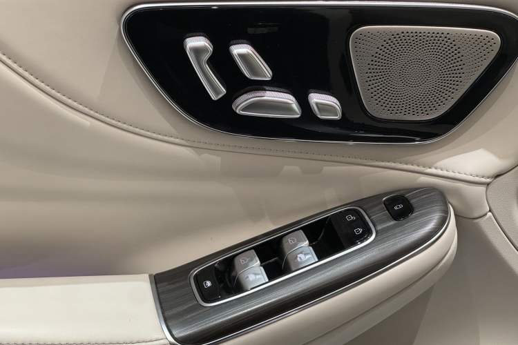 Used  F7 2023 Long-Range Pro Edition