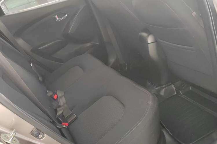 Used Hyundai ix35 2013 2.0L Automatic 2WD Comfort GL China IV Standard
