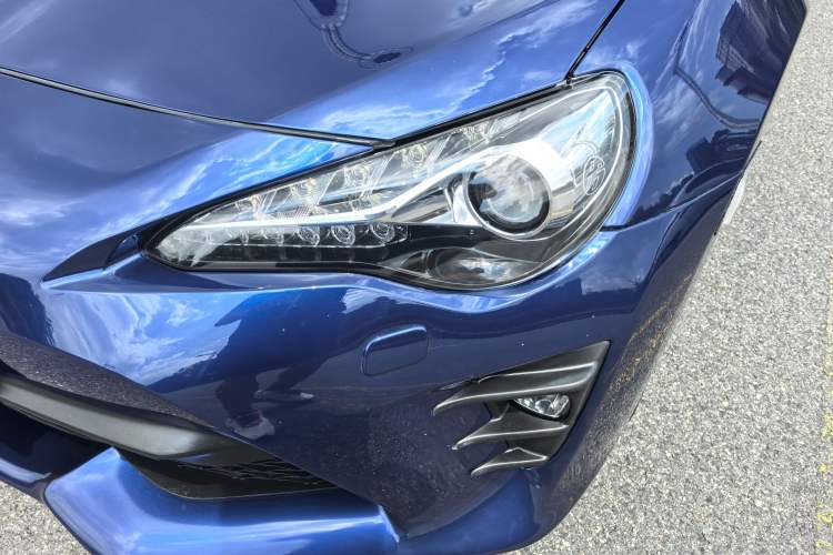 Used Toyota 86 2017 2.0L Manual Luxury Edition
