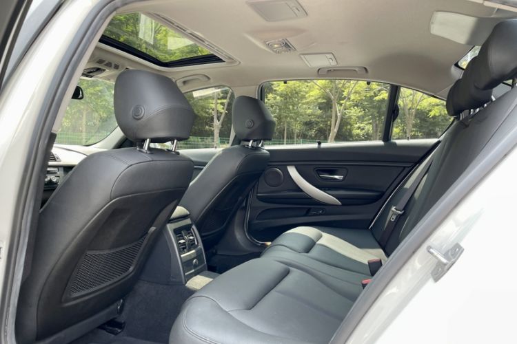 Used BMW 3 Series 2015 320Li Luxury Edition Fashion Model
