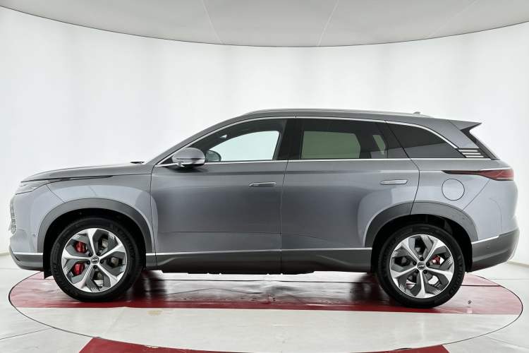 Used BYD Frigate 07 2024 Honor Edition DM-p 175KM All-Wheel-Drive Flagship Model
