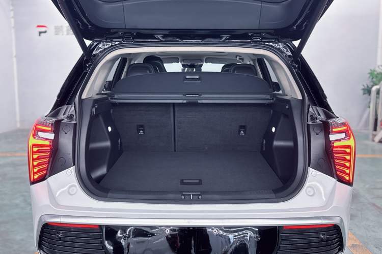 Used Hongqi HS3 2023 1.5T Two-Wheel Drive Shanwei Edition
