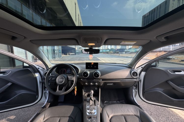 Used Audi A3 2018 30th Anniversary Edition Limousine 35 TFSI Fashion Model