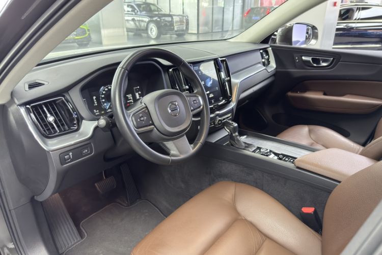 Used Volvo XC60 2020 T5 4x4 Zhiyi Luxury Edition
