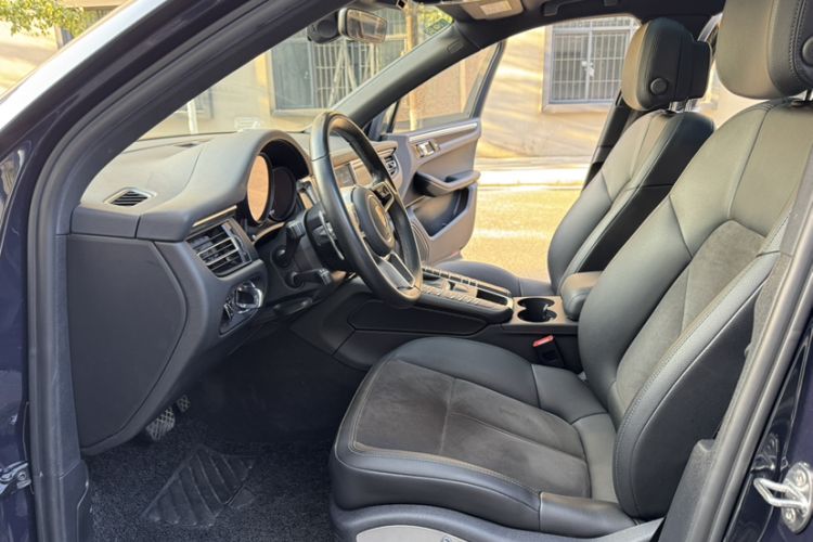 Used Porsche Macan 2021 Macan 2.0T